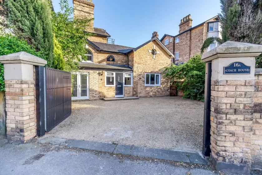 The Coach House - Image 1
