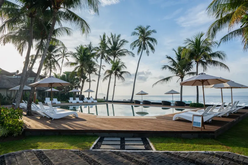 Nirwana Beach & Resort - Image 1
