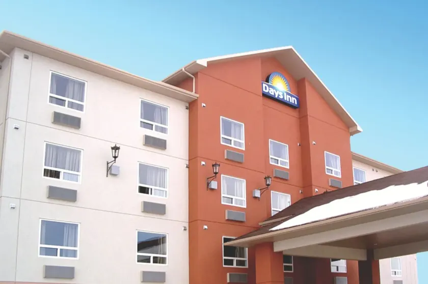 Days Inn by Wyndham Athabasca - Image 1