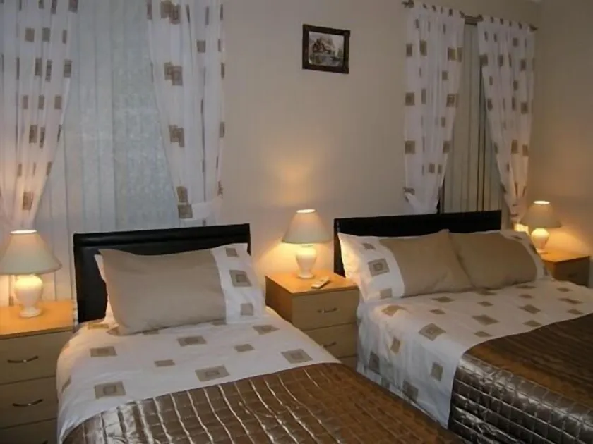 Springfield B&B - Image 1