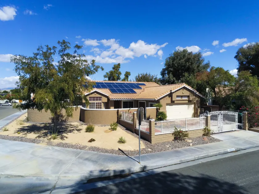 Palm Springs Vacation Home - Image 1