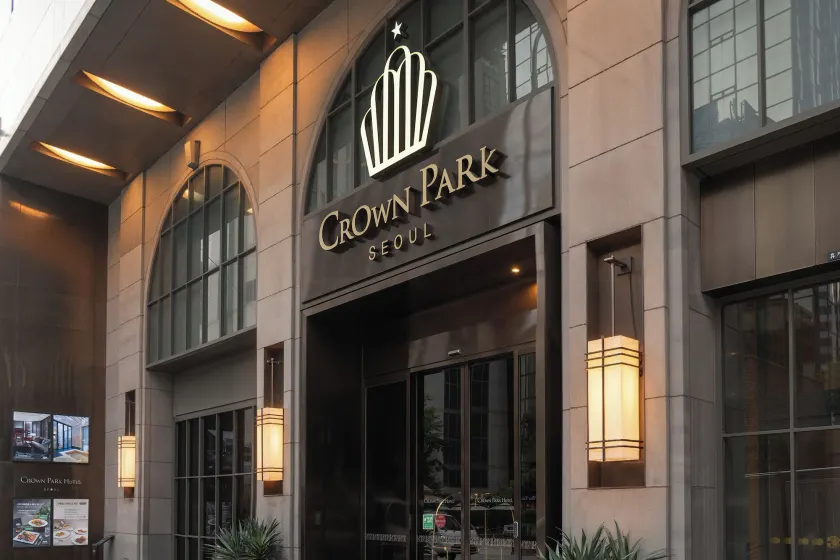 Crown Park Hotel Seoul Myeongdong - Image 1