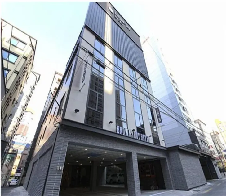 Brown Dot Hotel Yeonsan - Image 1