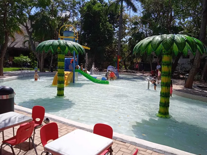Hotel Plaza Caribe - Image 1