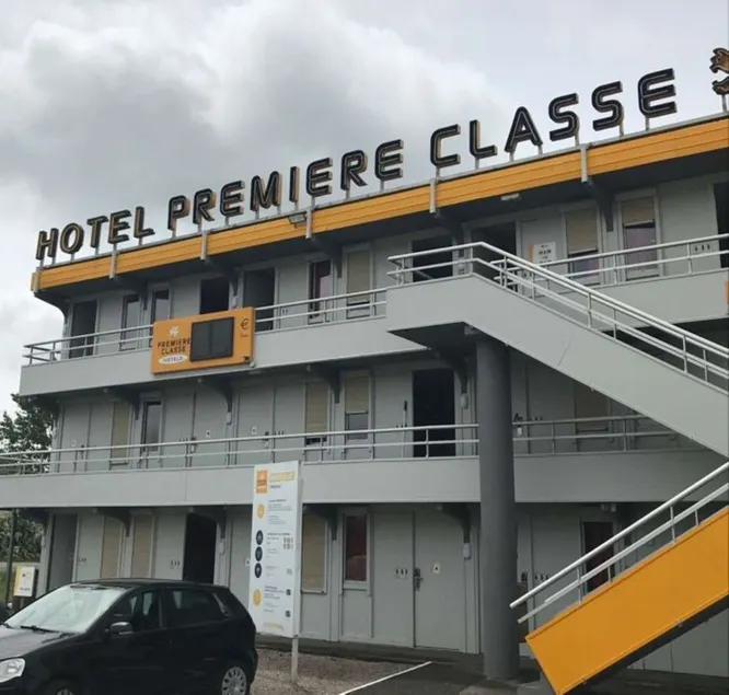 Hôtel Première Classe Montauban - Image 1