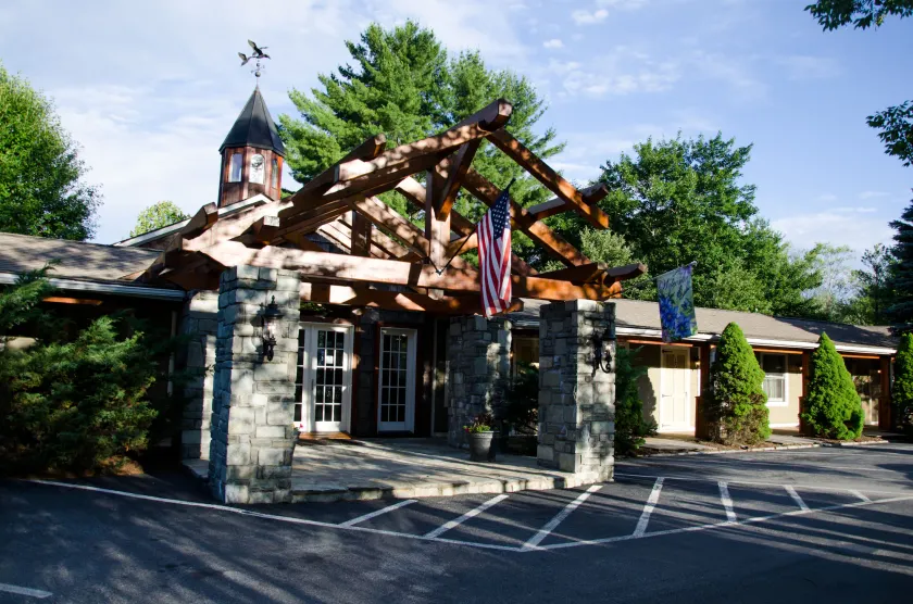 Village Inn - Blowing Rock - Image 1