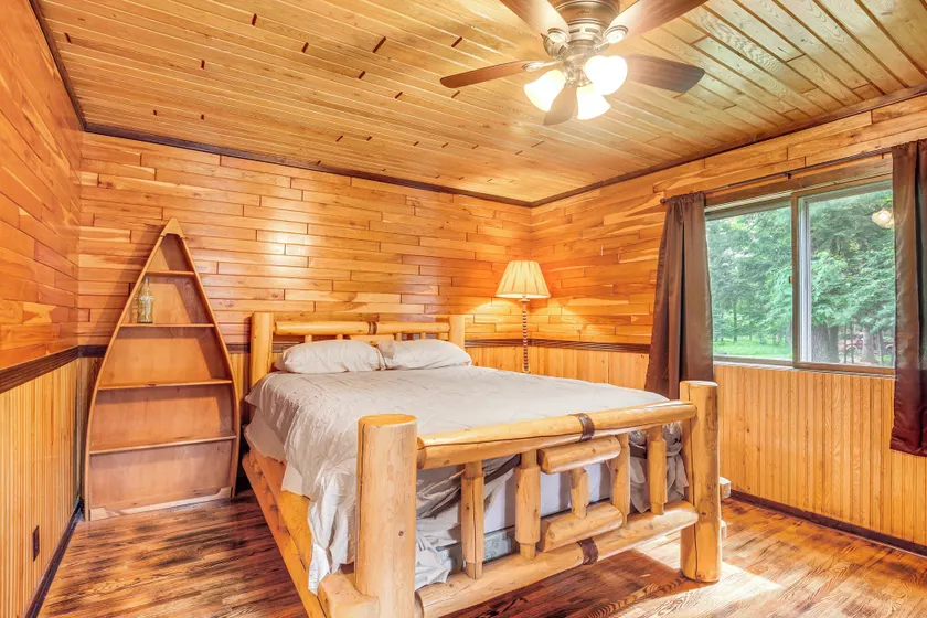 Peaceful Long Lake Cabin w/ Dock & Fire Pit! - Interiør