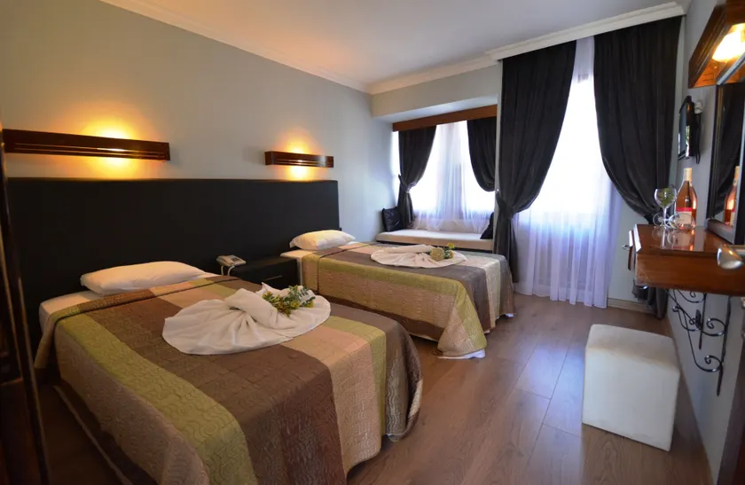 Hisar Holiday Club - Image 1