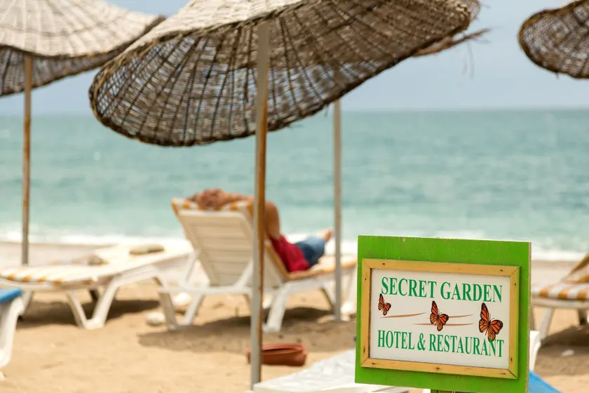 Secret Garden Hotel & Bungalows - Image 1