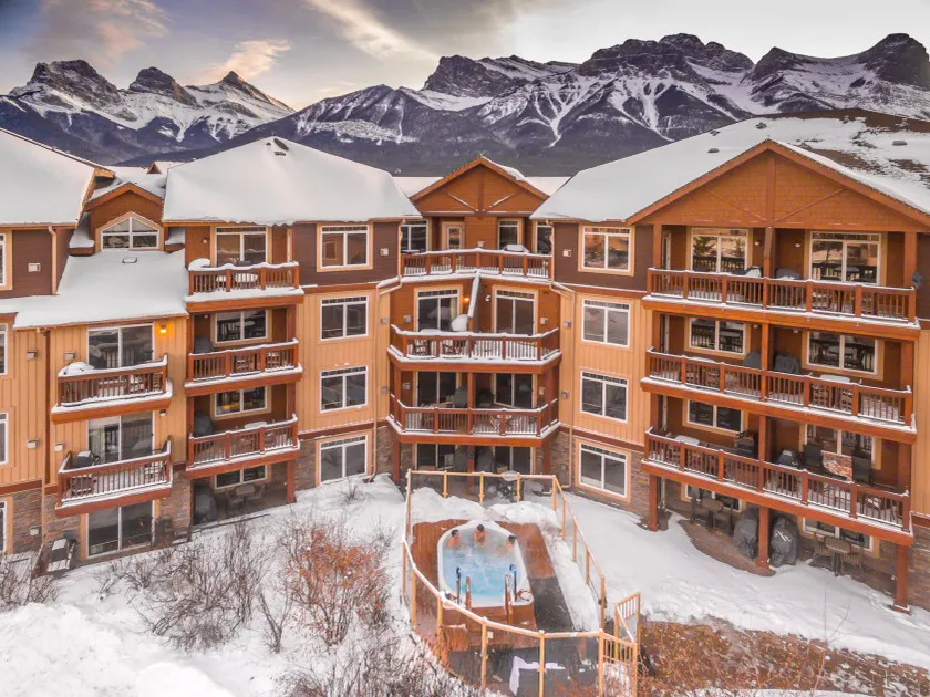Falcon Crest Lodge by CLIQUE - Image 1