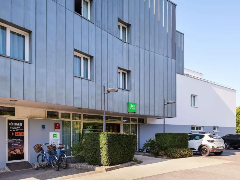 ibis Styles Vannes Porte du Golfe - Image 1