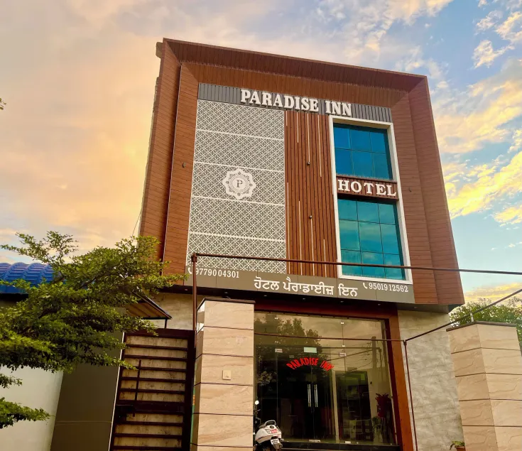 Paradise Inn Hotel & Party Hall - Image 1
