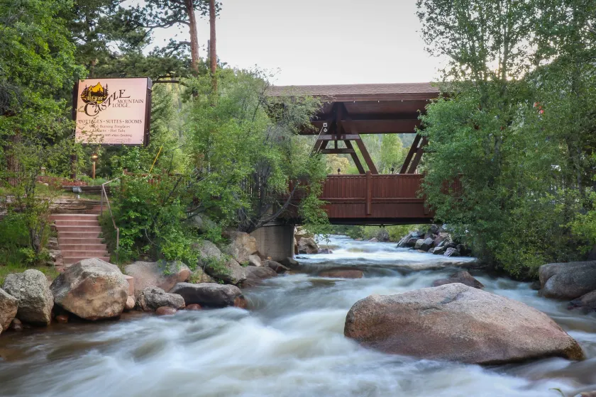 Castle Mountain Lodge - Image 1