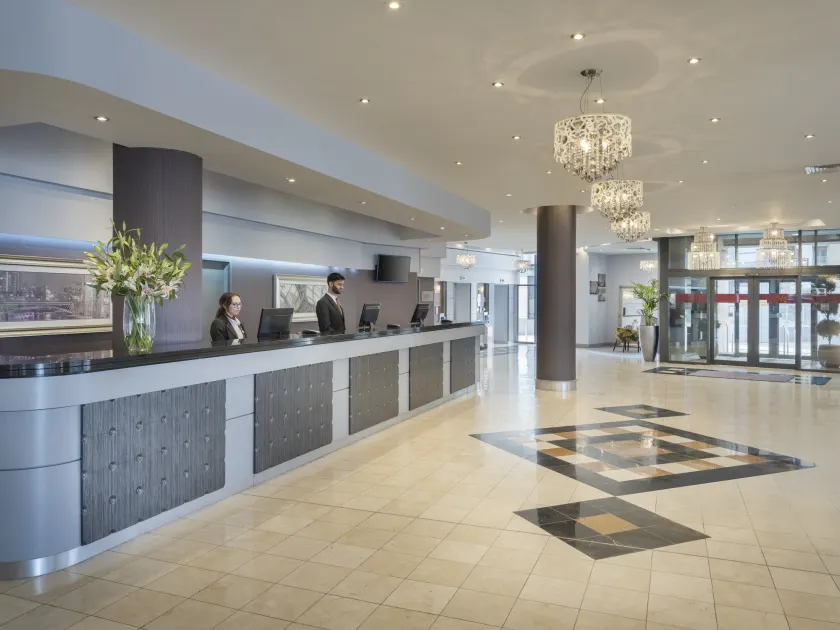Leonardo Hotel Leeds  - Lobby