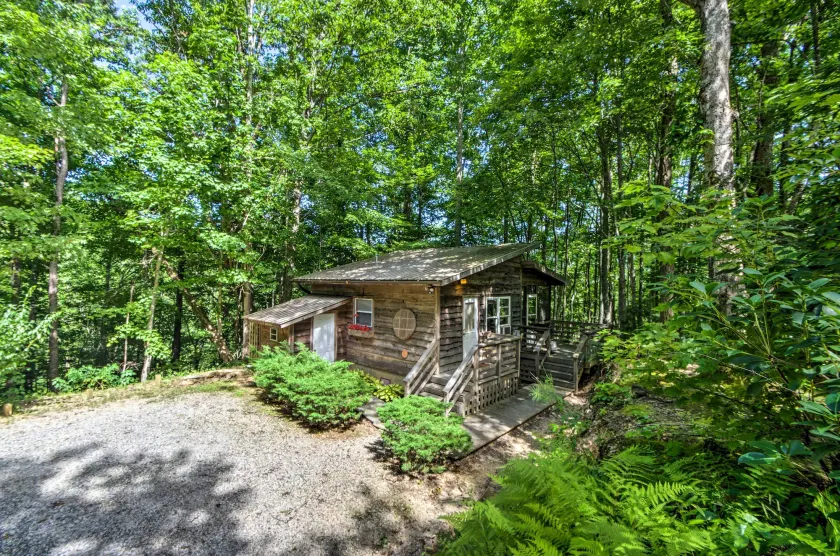 Screened Porch: The Coop Robbinsville Cabin! - Image 1