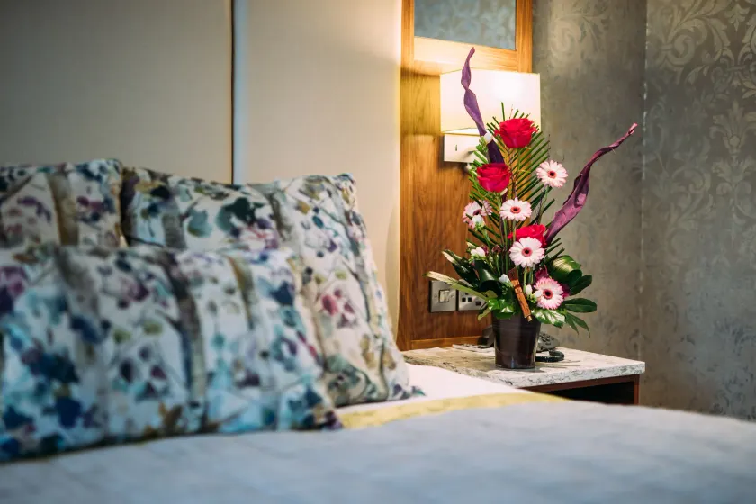 The Valley Hotel & Carriage Gardens - Image 1