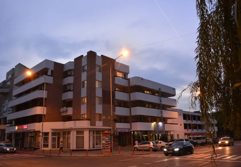 Hotel Europolis - Image 1