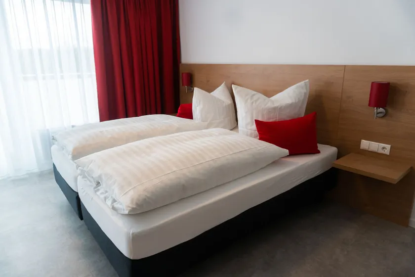Pension Haas-Hotel am Turm - Image 1