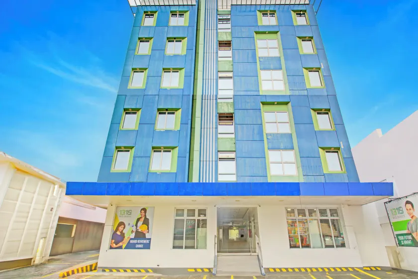 OYO 1144 1318 Residences - Image 1