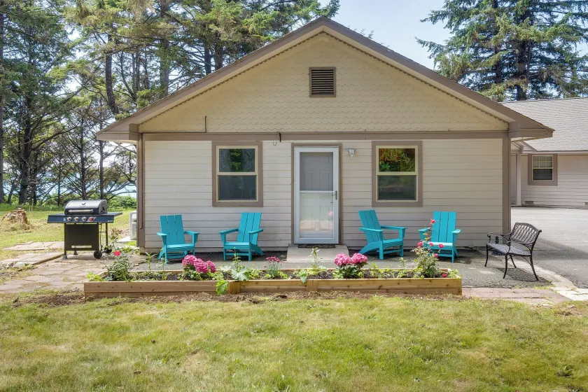 Oceanfront Smith River Cottage: Beach Access! - Image 1