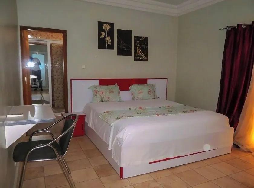 Hôtel Ami Bamba - Image 1