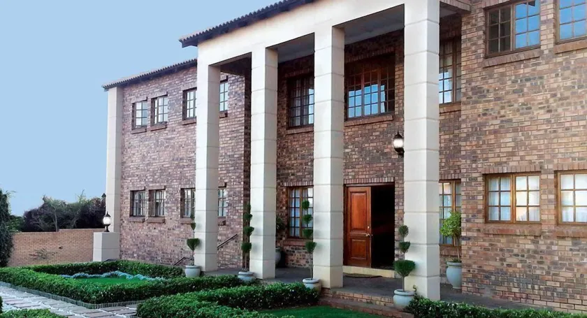Alveston Manor Boutique Hotel & Spa - Image 1