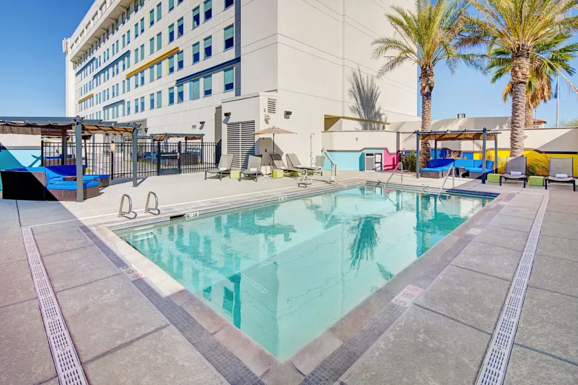 Aloft by Marriott Tucson University - Image 1