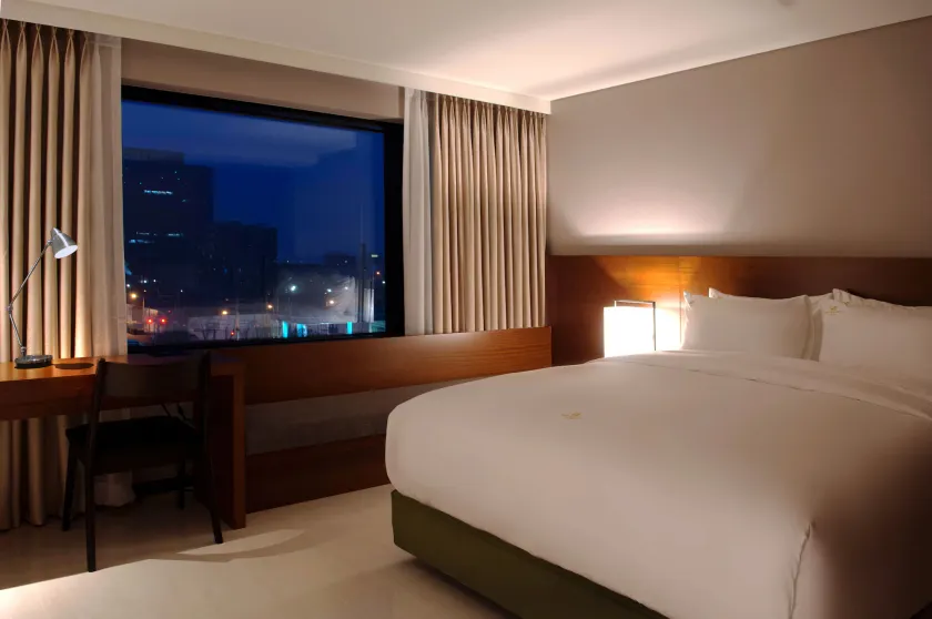 Top Cloud Hotel Gwangju - Image 1