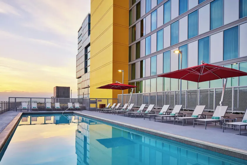 SpringHill Suites by Marriott San Diego Downtown/Bayfront - Image 1