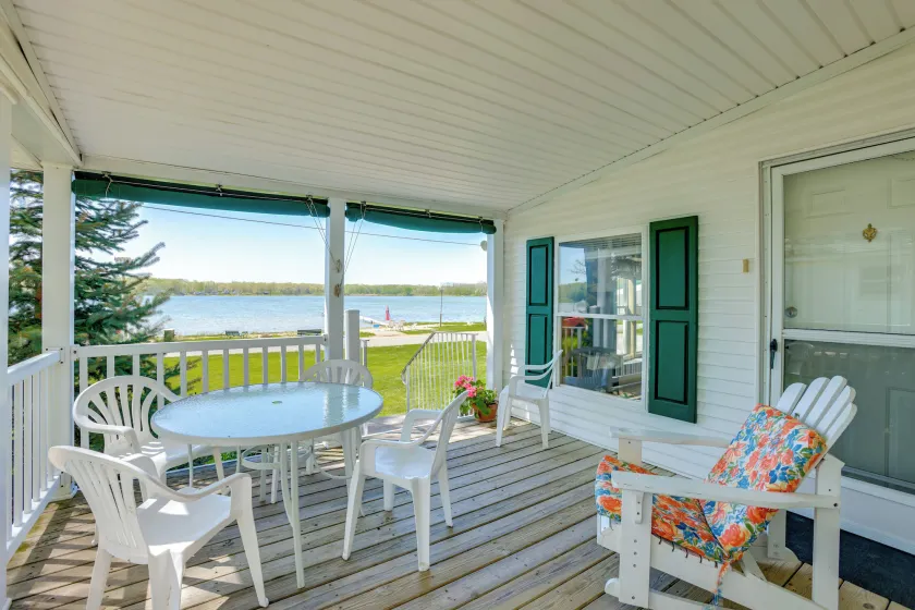 Tallman Lake Getaway w/ Dock, Kayaks & Boat - Image 1