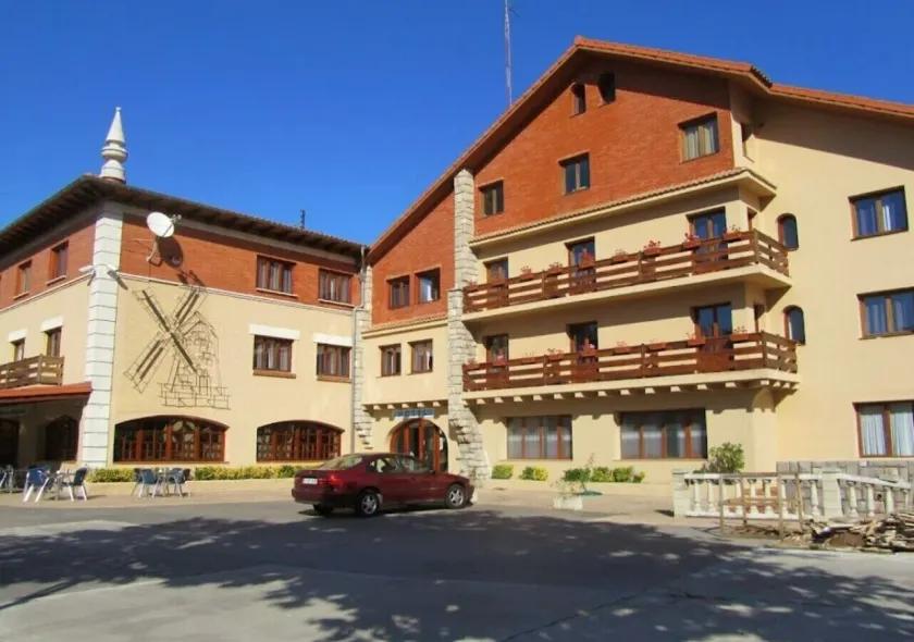 HOTEL EL MOLINO DE PANCORBO - Image 1