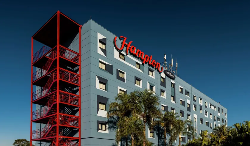 Hampton by Hilton Guarulhos Airport - Image 1