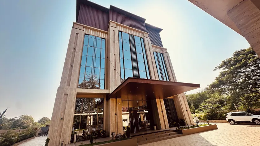 Pride Elite, Daman - Image 1