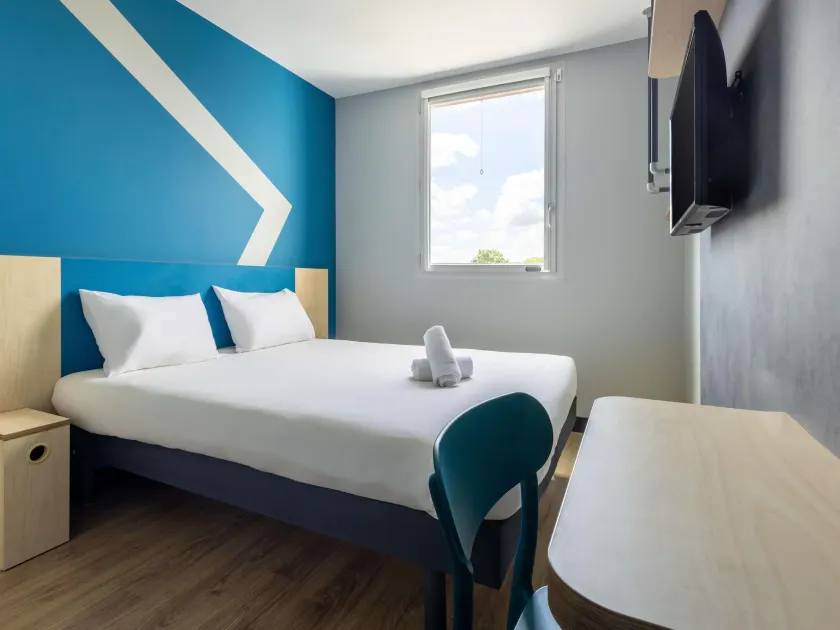 ibis budget Nanterre La Défense ex Etap Hôtel - Image 1