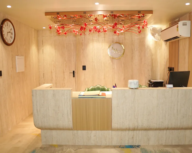 Hotel Aroma Inn - Image 1