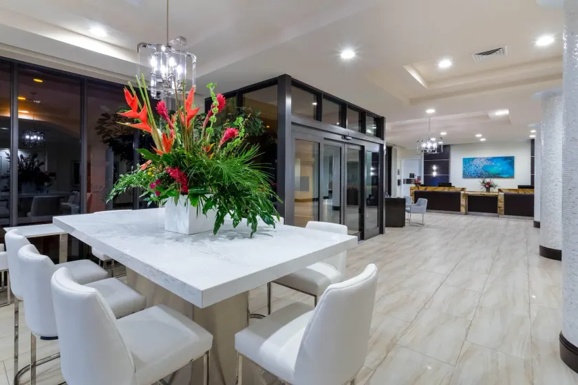 Wyndham Deerfield Beach Resort - Lobby