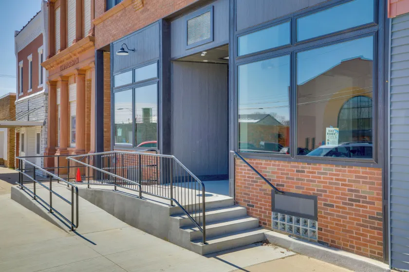 Step-free Cashton Apartment: Steps to Downtown! - Innenbereich