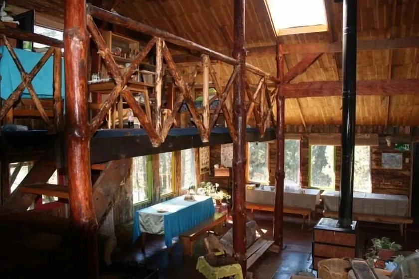 Cabaña y Hostal Salamandras - Image 1