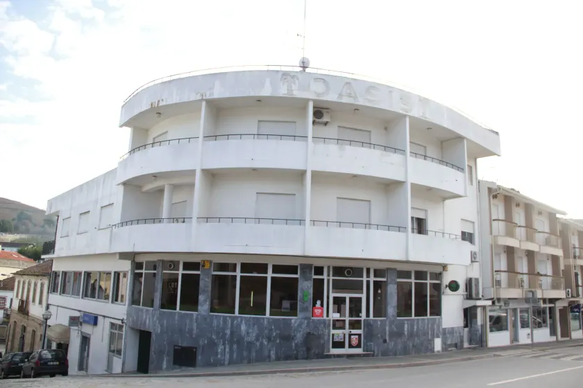 Hotel Oasis - Image 1