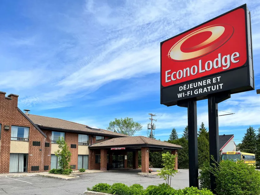Econo Lodge Airport Quebec - Image 1