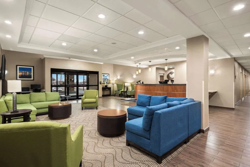Comfort Suites Hummelstown - Hershey - Image 1