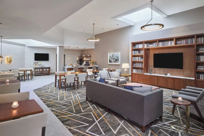 Sheraton Portland Airport Hotel - Image 1