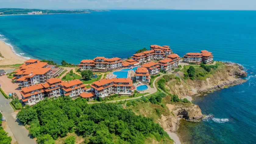 Saint Thomas Holiday Village - Image 1