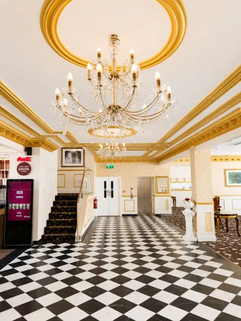 The Malik - An Art Deco Hotel - Lobby
