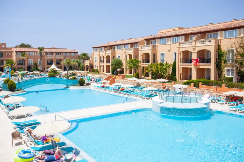 Grupotel Club Turquesa Mar - Image 1