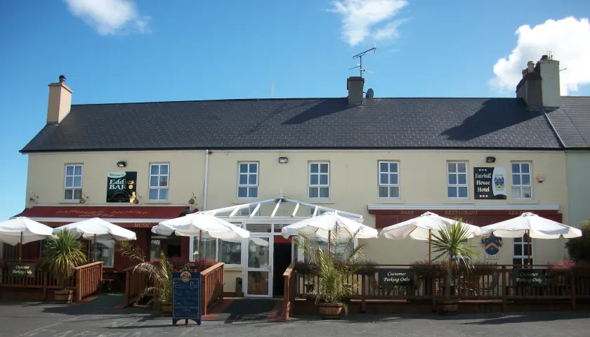 Fairhill House Hotel - Image 1