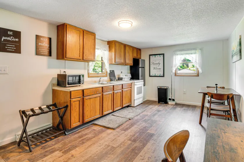 Shop, Explore & Relax! Apt 3 Mi to Dtwn Clearfield - Image 1