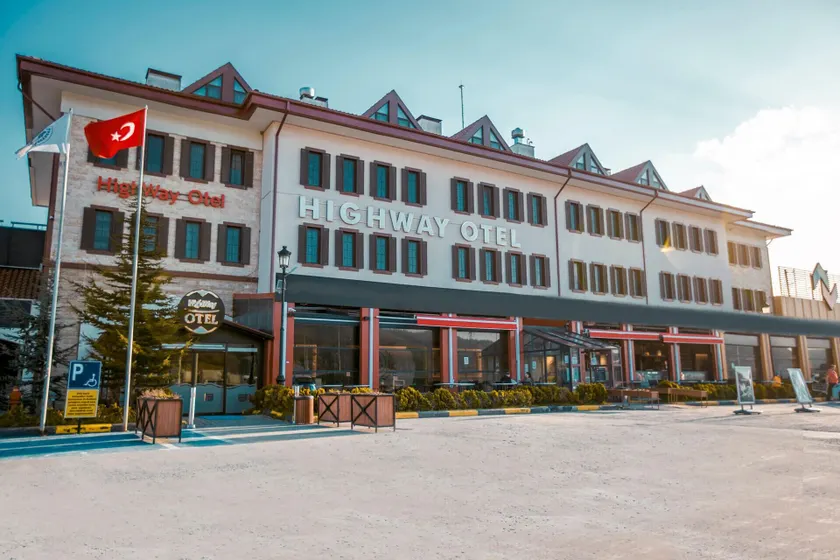Highway Otel - Image 1