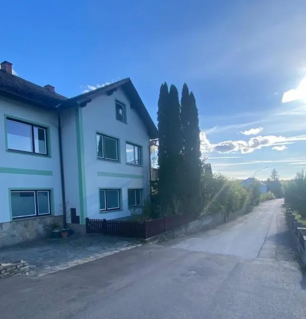 Unter einem Dach - Image 1