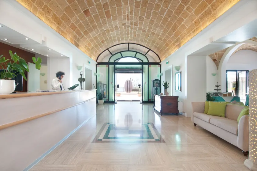 Grand Hotel Mediterraneo - Image 1
